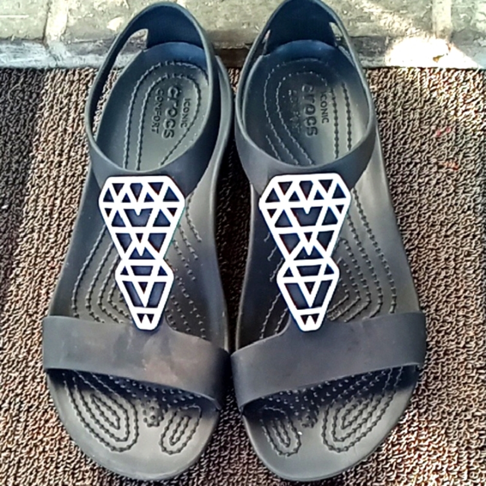 CROCS Black Casual Stylish Modern Trendy Sandals Like New